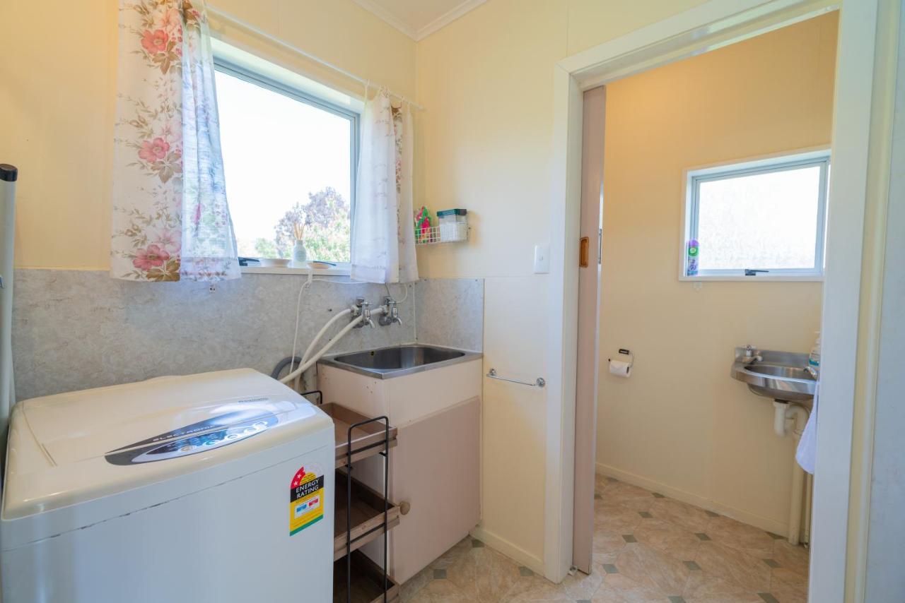 Rustlein Cottage - Te Anau Holiday Home Экстерьер фото